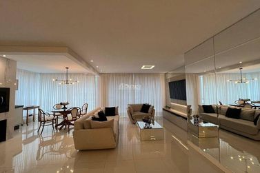 Apartamento para alugar - Meia Praia
