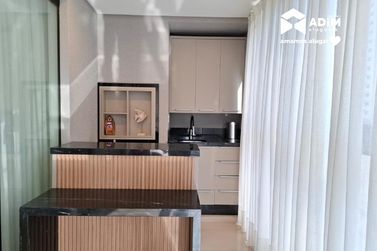 Apartamento para alugar - 123m&sup2; - Meia Praia