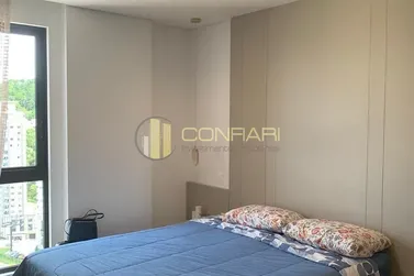 Apartamento para alugar - 125m&sup2; - Meia Praia