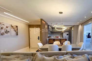 Apartamento &agrave; venda - 180m&sup2; - Meia Praia