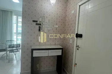 Apartamento para alugar - 110m&sup2; - Meia Praia