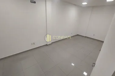 Sala Comercial para alugar - 125m&sup2; - Meia Praia