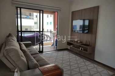 Apartamento &agrave; venda - 95m&sup2; - Meia Praia