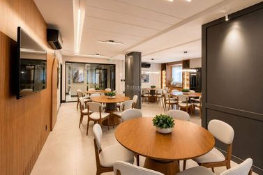Apartamento &agrave; venda - Meia Praia