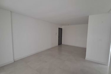 Apartamento &agrave; venda - 65m&sup2; - Morretes