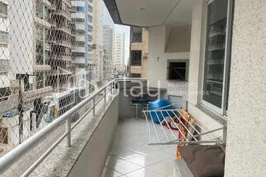 Apartamento &agrave; venda - 112m&sup2; - Meia Praia