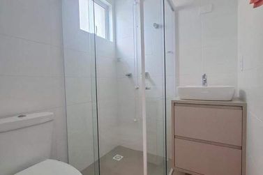 Apartamento para alugar - 128m&sup2; - Meia Praia