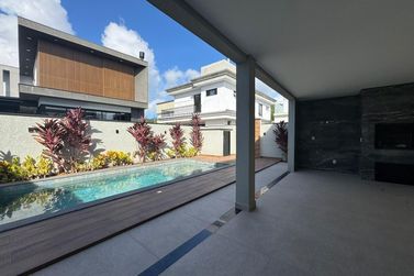Apartamento &agrave; venda - 305m&sup2; - Santa Regina
