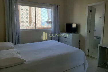 Apartamento &agrave; venda - 174m&sup2; - Meia Praia