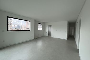 Apartamento &agrave; venda - 134m&sup2; - Balne&aacute;rio Pereque