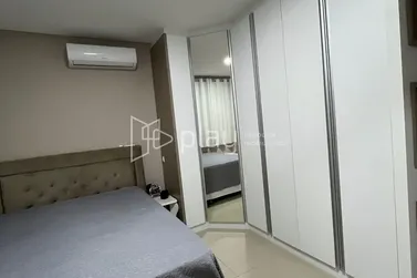 Apartamento &agrave; venda - 80m&sup2; - Pereque