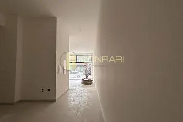 Sala Comercial &agrave; venda - 110m&sup2; - Meia Praia