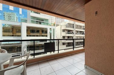 Apartamento &agrave; venda - 120m&sup2; - Centro