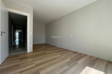 Apartamento &agrave; venda - 151m&sup2; - Pioneiros