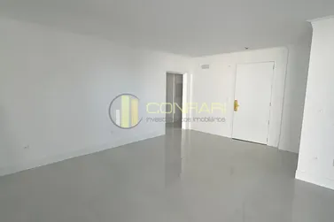 Apartamento &agrave; venda - 168m&sup2; - Meia Praia