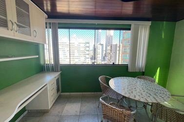 Apartamento para alugar - 228m&sup2; - Centro