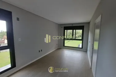 Sobrado &agrave; venda - 393m&sup2; - Taquaras