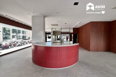 Sala Comercial para alugar - 258m&sup2; - Pioneiros