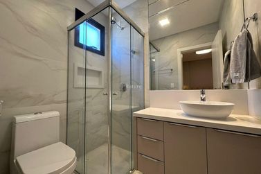 Apartamento &agrave; venda - 187m&sup2; - Meia Praia