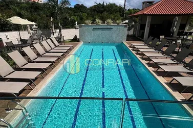 Apartamento &agrave; venda - 117m&sup2; - meia praia
