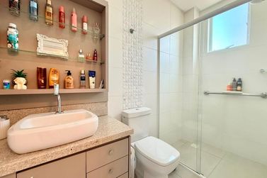 Apartamento &agrave; venda - 145m&sup2; - Meia Praia