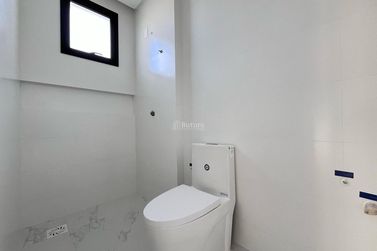 Apartamento &agrave; venda - 153m&sup2; - Meia Praia