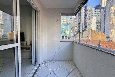 Apartamento &agrave; venda - 80m&sup2; - Centro