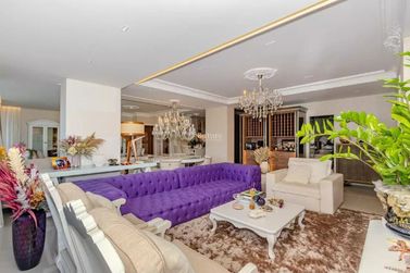 Apartamento &agrave; venda - 180m&sup2; - Centro