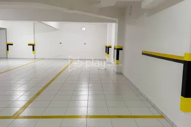 Apartamento &agrave; venda - 180m&sup2; - Centro