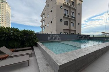 Apartamento &agrave; venda - Meia Praia