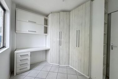 Apartamento &agrave; venda - 80m&sup2; - Barra Sul