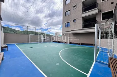 Apartamento &agrave; venda - 70m&sup2; - Meia Praia