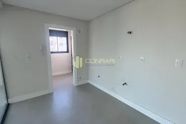 Apartamento &agrave; venda - 182m&sup2; - meia praia