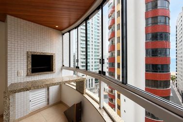 Apartamento &agrave; venda - 126m&sup2; - Centro
