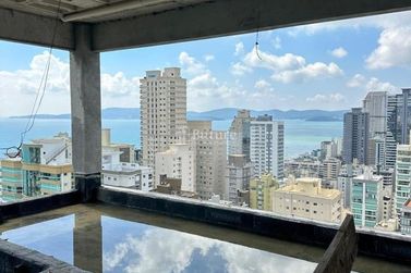 Loft &agrave; venda - 40m&sup2; - Meia Praia