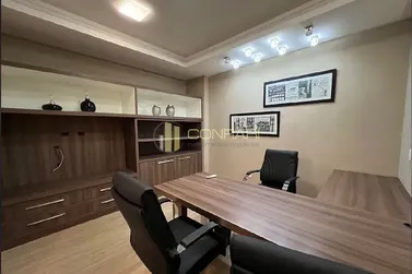 Sala Comercial para alugar - 200m&sup2; - Meia Praia