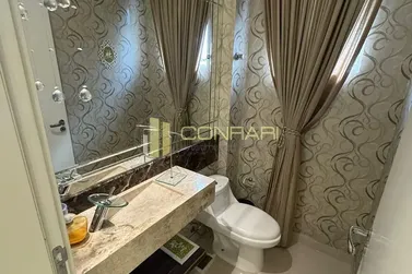 Apartamento para alugar - 182m&sup2; - Meia Praia