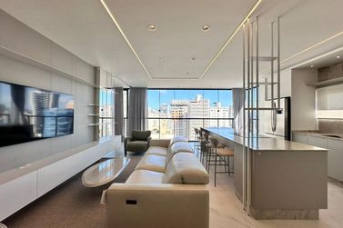 Apartamento &agrave; venda - 1382m&sup2; - Meia Praia