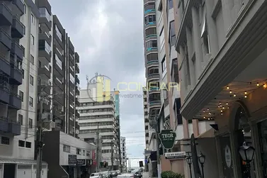 Apartamento para alugar - 70m&sup2; - Meia Praia