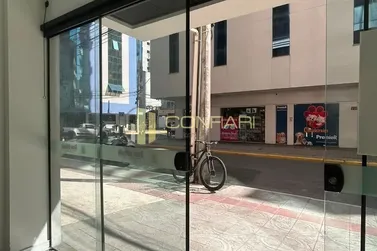 Sala Comercial para alugar - 60m&sup2; - meia praia