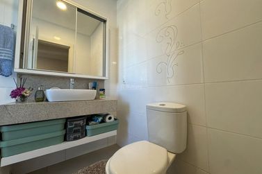 Apartamento &agrave; venda - 155m&sup2; - Meia Praia