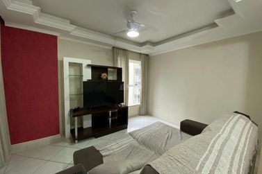 Apartamento &agrave; venda - 139m&sup2; - Meia Praia