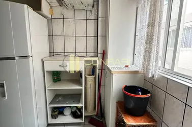 Apartamento para alugar - 70m&sup2; - Meia Praia