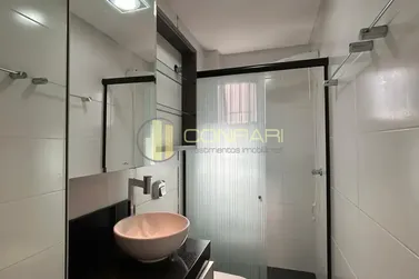 Apartamento para alugar - 110m&sup2; - meia praia