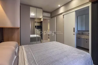 Apartamento &agrave; venda - 115m&sup2; - Meia Praia