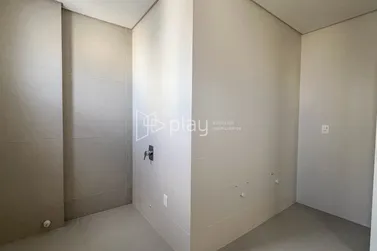 Apartamento &agrave; venda - 190m&sup2; - Meia Praia