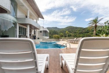 Casa para alugar - 900m&sup2; - Aririb&aacute;