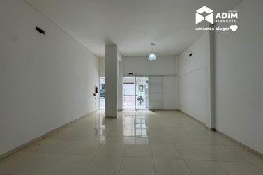 Sala Comercial para alugar - 150m&sup2; - Meia Praia