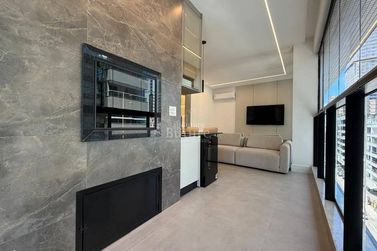 Apartamento &agrave; venda - Meia Praia