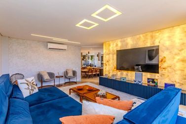 Apartamento &agrave; venda - 200m&sup2; - Meia Praia